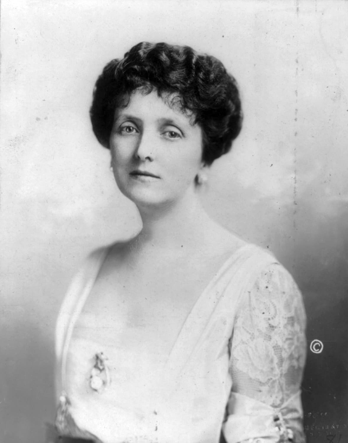 Emily Post, photograph from 1912, Library of Congress