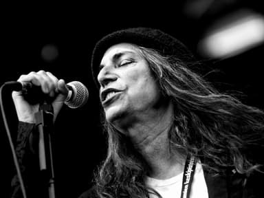 Patti Smith performing, 2007