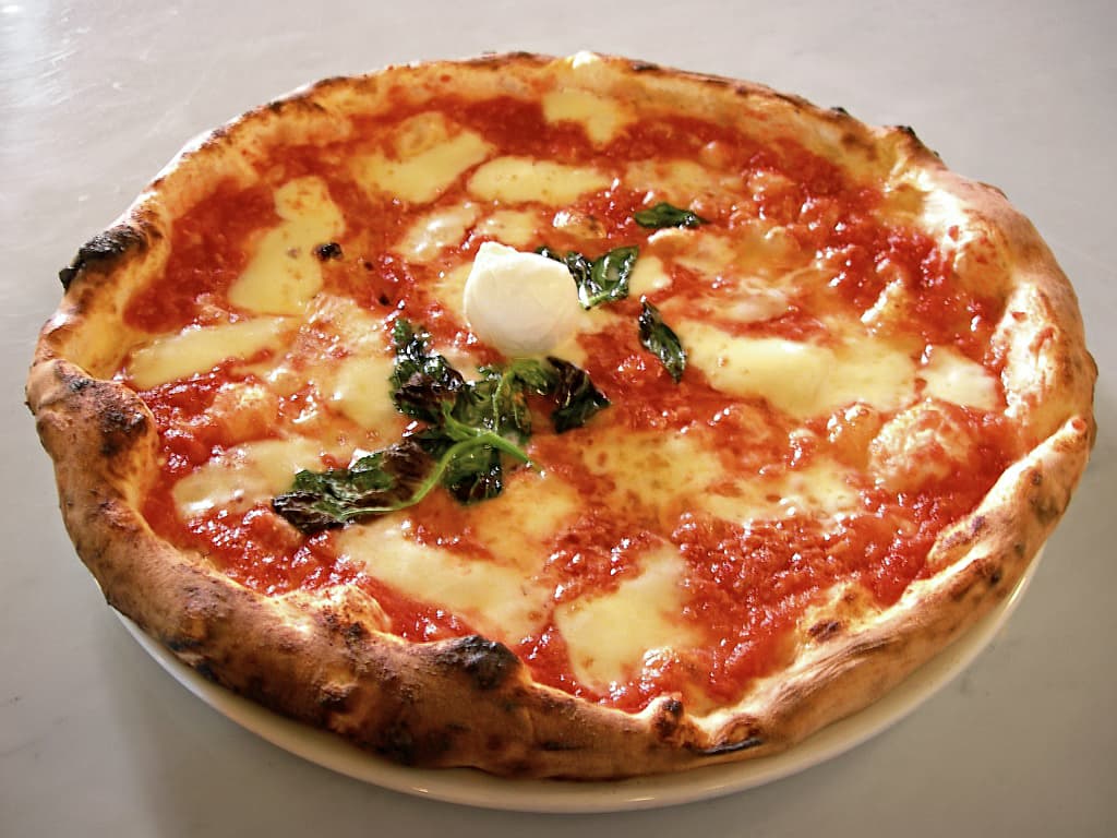 Pizza Margherita - 10,000 years of culinary history